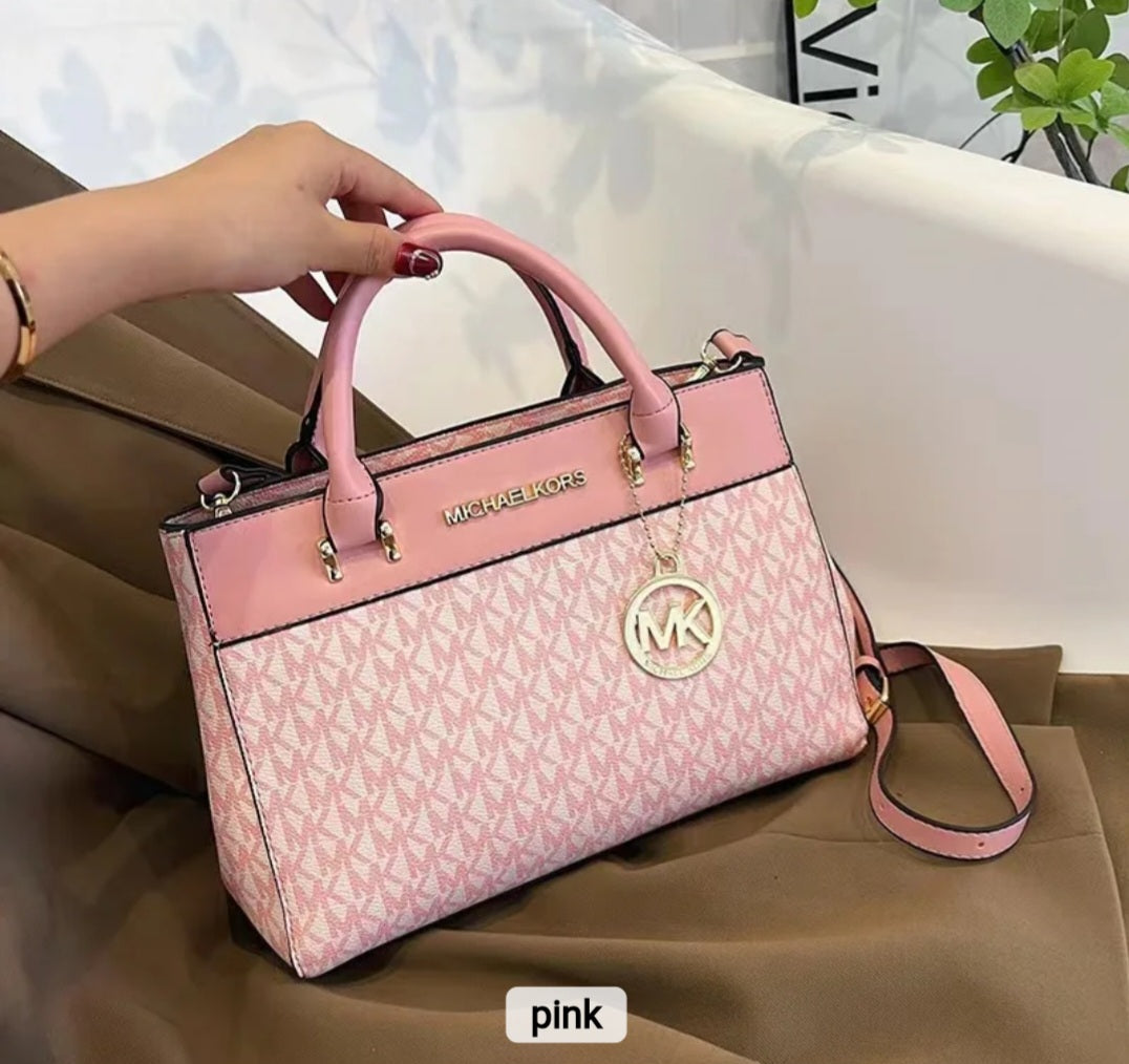 (a)Pink Micheal kors bag